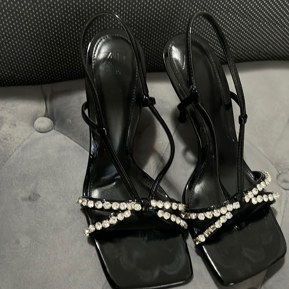Size 39 Zara heels with rhinestones in good condition